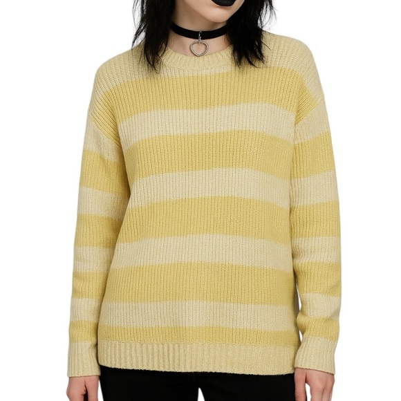 ZARA Butter Yellow & White Striped Long Sleeve Oversized Crew Neck Sweater - Picture 1 of 11
